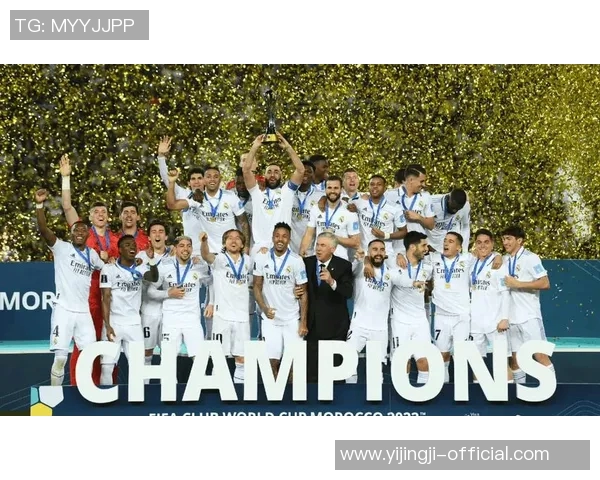 那不勒斯狂胜皇马四球大捷乌龙球瞬间点燃全场激情集锦