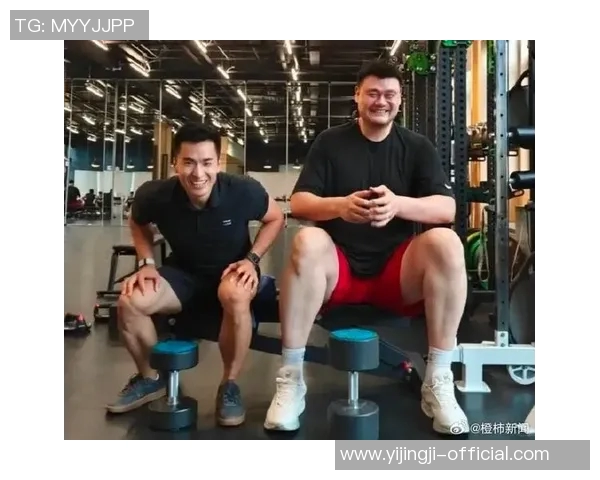 姚明的篮球日常生活揭秘从训练到比赛的点滴分享与感悟