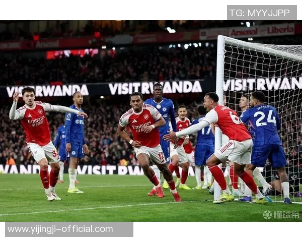 德甲焦点战曼联与阿森纳战成平局绝杀瞬间点燃全场激情 德甲焦点战曼联与阿森纳战成平局绝杀瞬间点燃全场激情