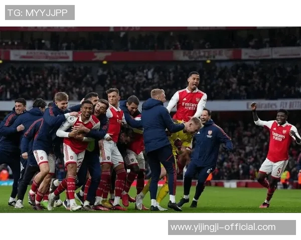 热刺在友谊赛中以1-0战胜阿森纳补时进球点燃全场激情