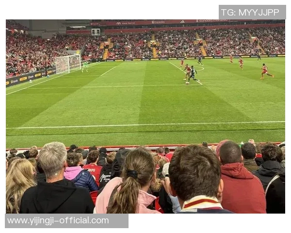 中超激战利物浦险胜那不勒斯红牌事件引发全场热议与十大精彩进球回顾